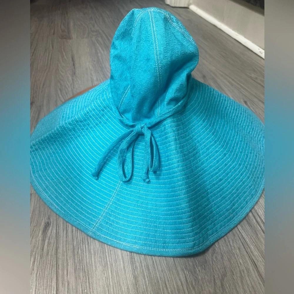 Lilly Pulitzer Sun Hat *ONLY‎ ONE MADE*